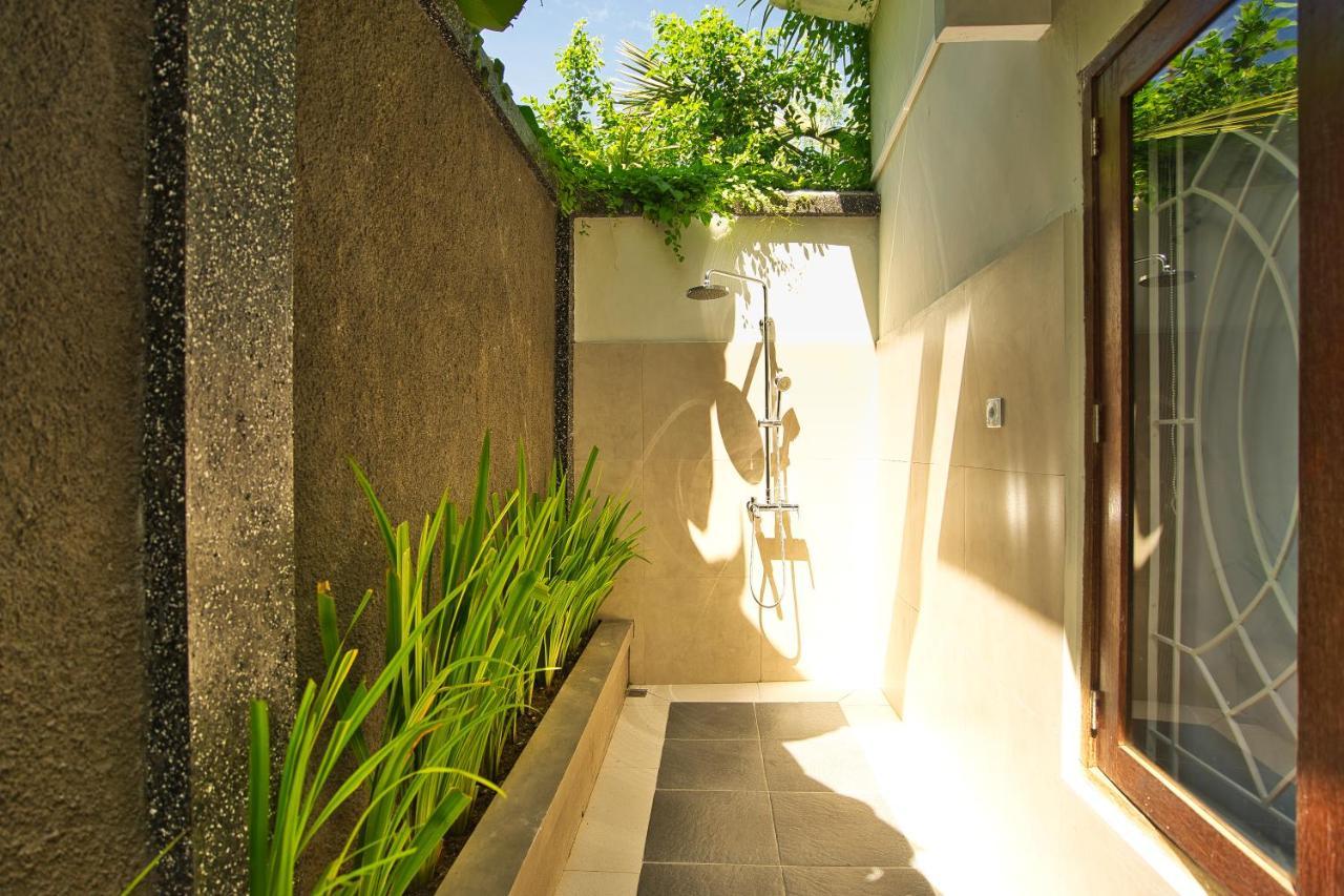 Dalai Home Kuta  エクステリア 写真