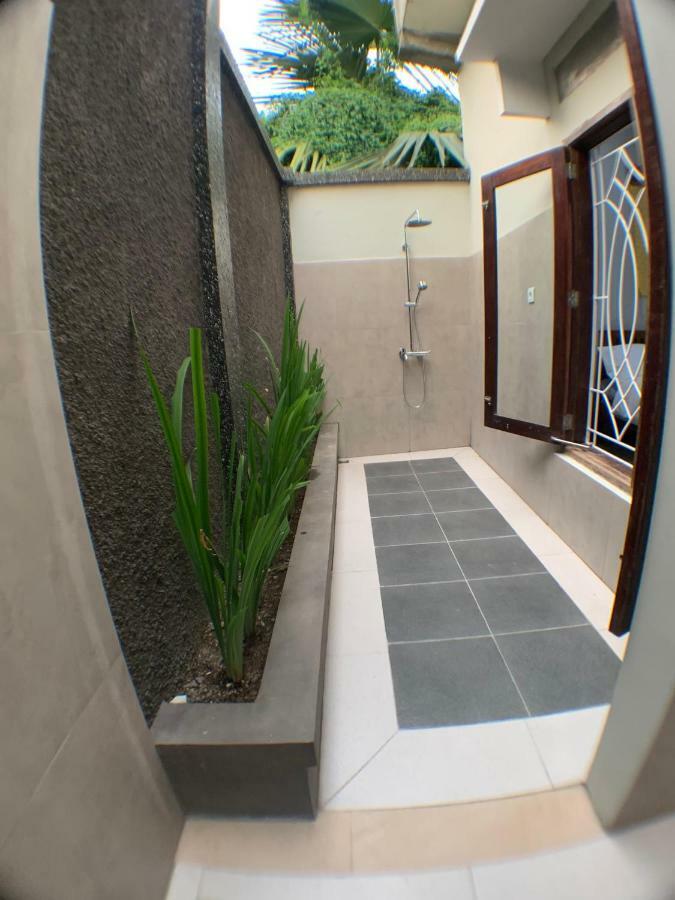 Dalai Home Kuta  エクステリア 写真