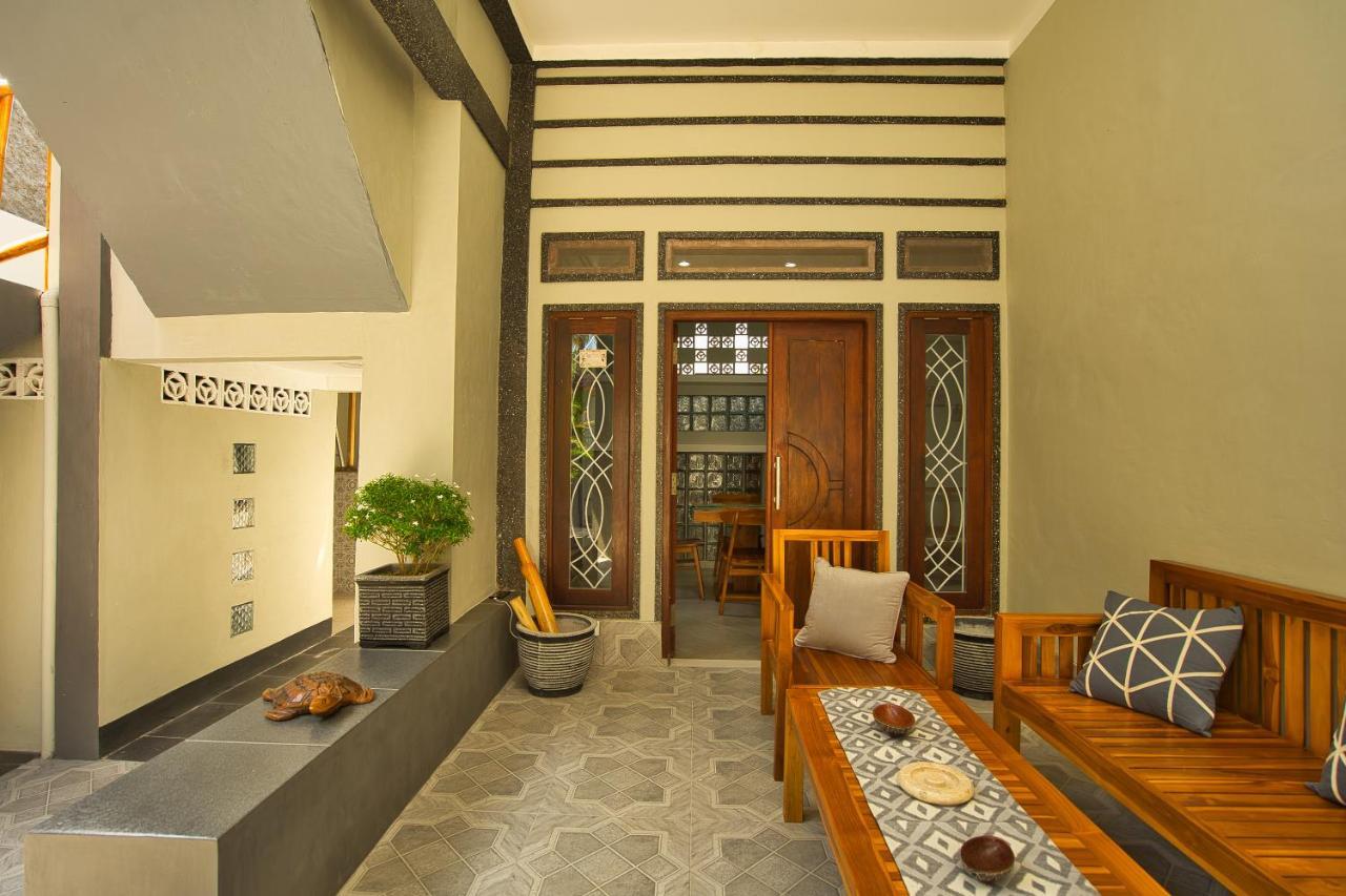 Dalai Home Kuta  エクステリア 写真